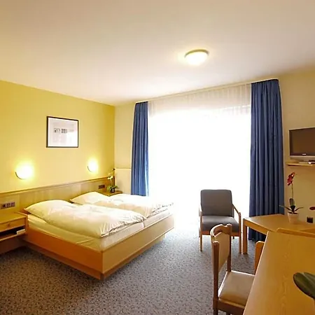 Hesborner Kuckuck 4*