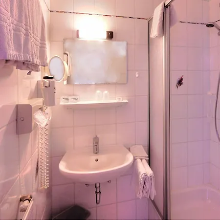 Hesborner Kuckuck 4*