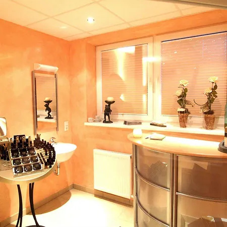 Hesborner Kuckuck 4* 할렌버그